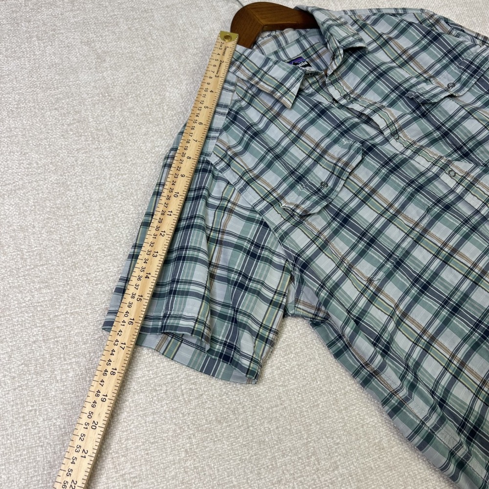 Patagonia Mens Seersucker Puckerware Button‎ Down Short Sleeve Plaid Casual L - Picture 7 of 7